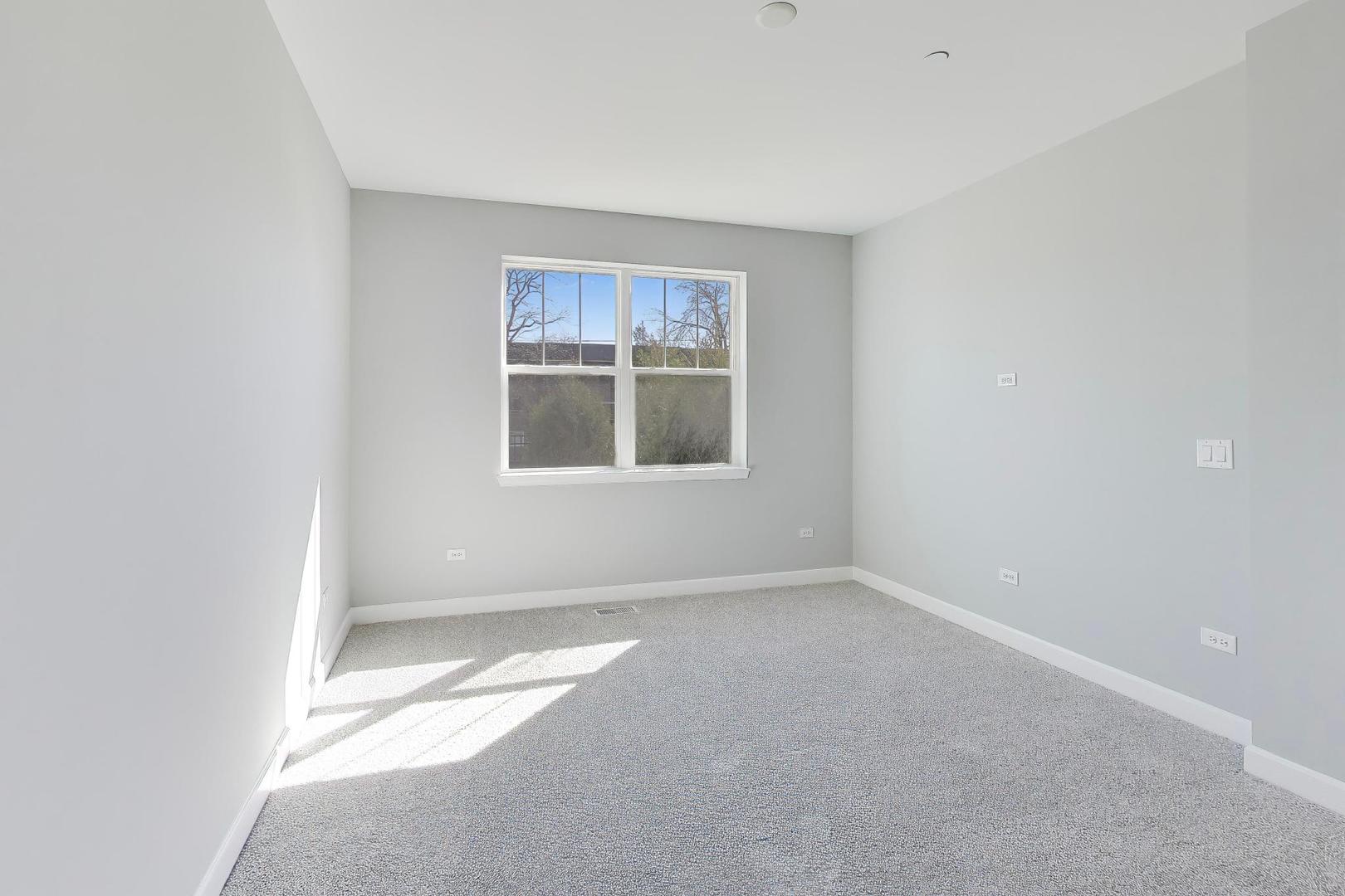 270 Masters Drive Addison IL 60101