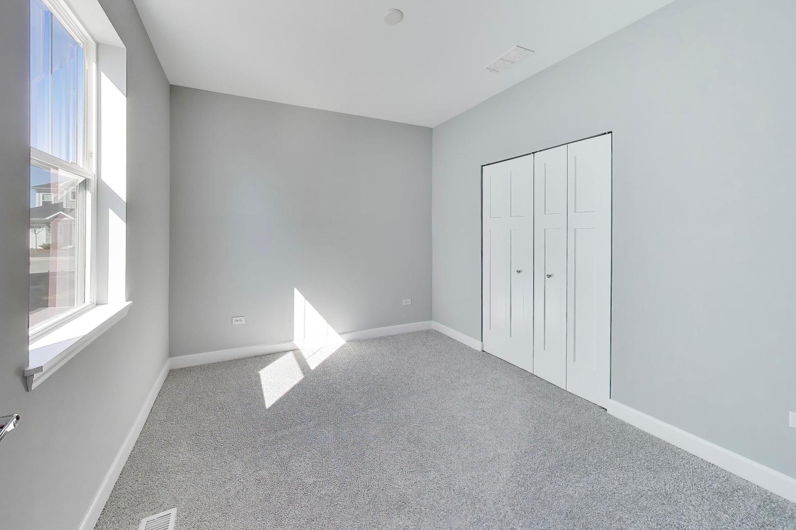 270 Masters Drive Addison IL 60101
