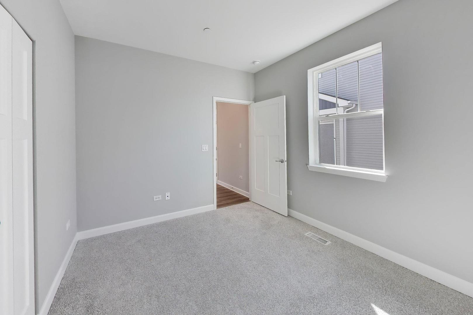 270 Masters Drive Addison IL 60101