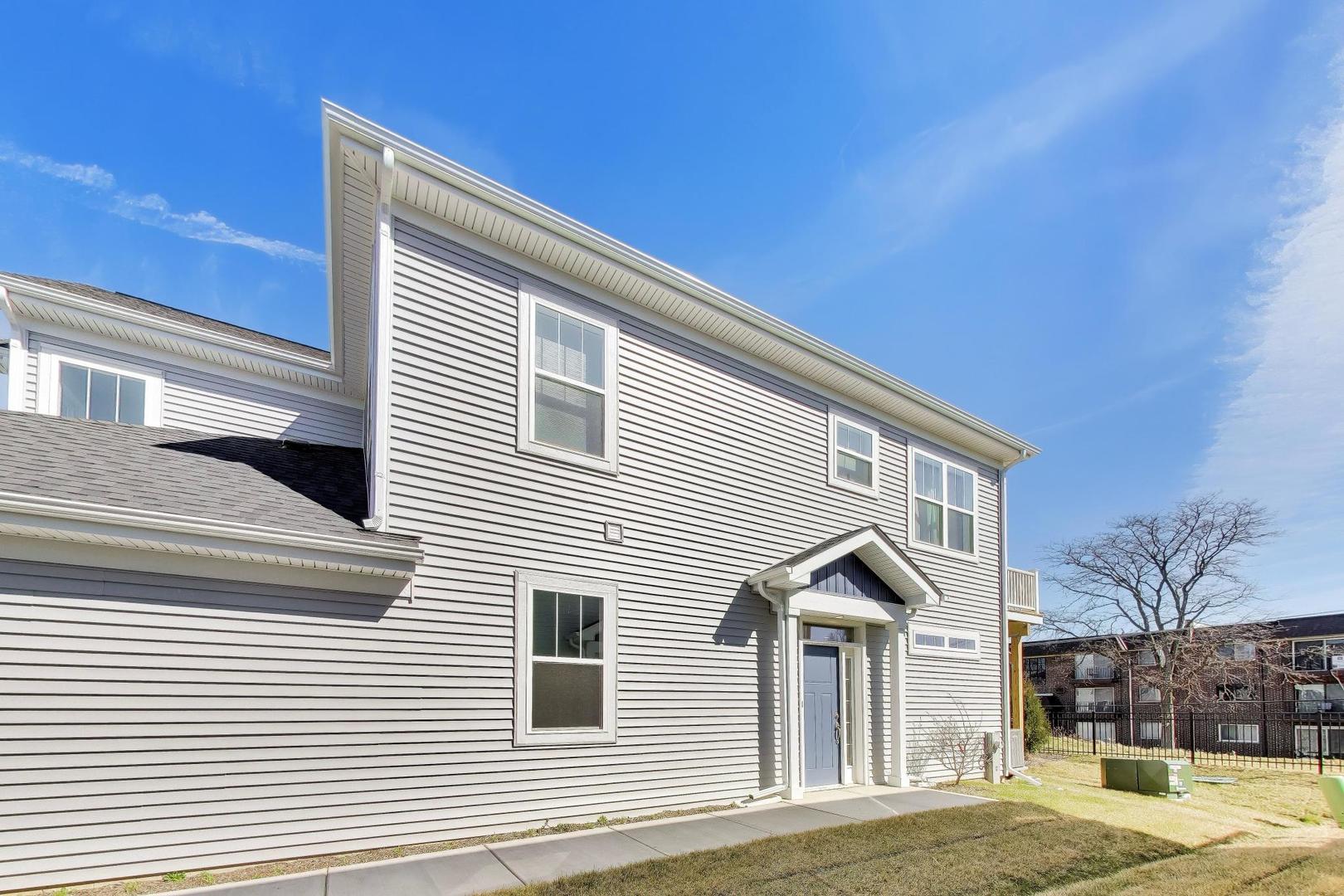 270 Masters Drive Addison IL 60101