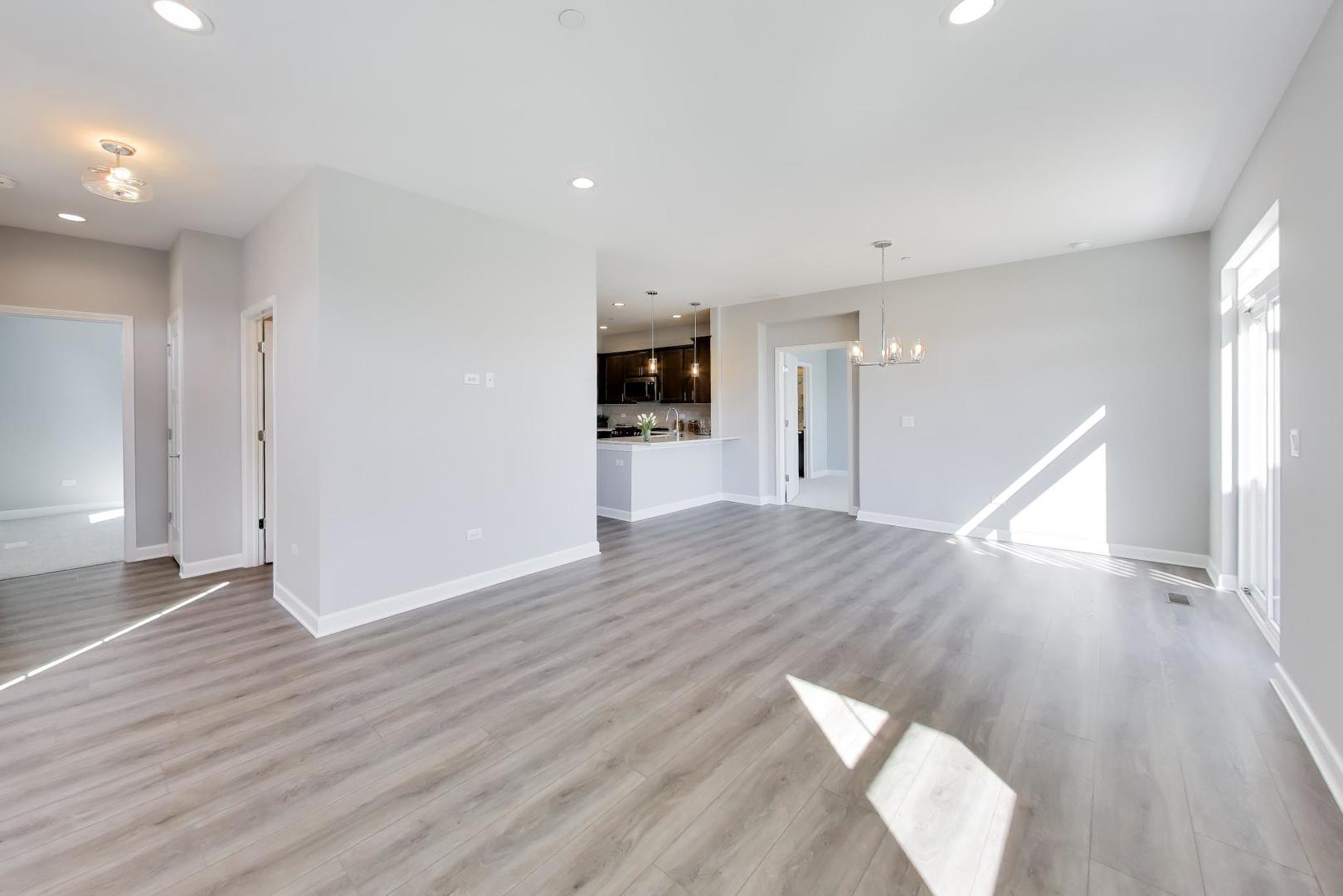 270 Masters Drive Addison IL 60101
