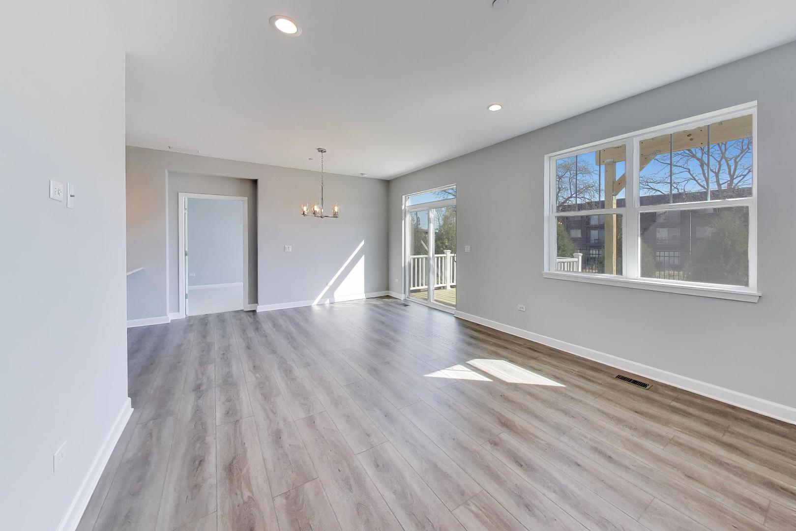 270 Masters Drive Addison IL 60101