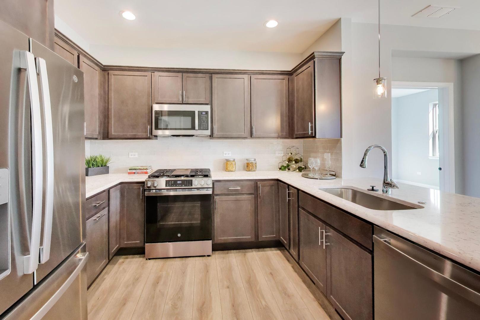 270 Masters Drive Addison IL 60101
