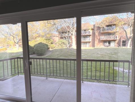 210 East Fountainview Lane Lombard IL 60148