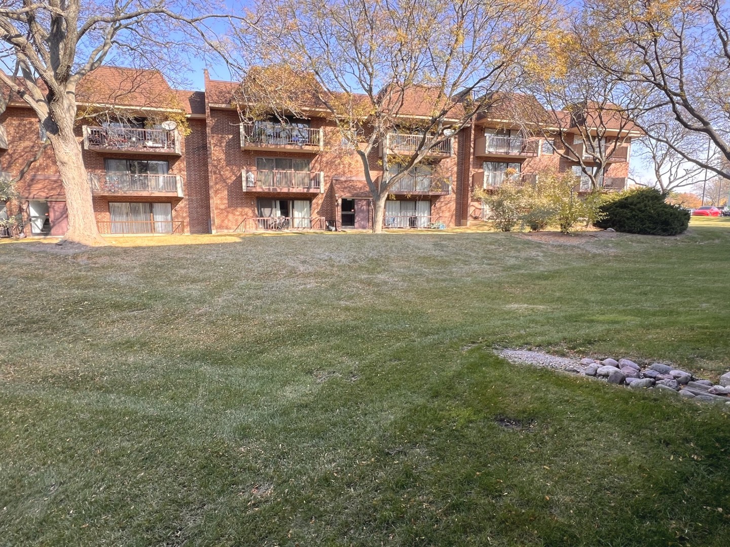 210 East Fountainview Lane Lombard IL 60148