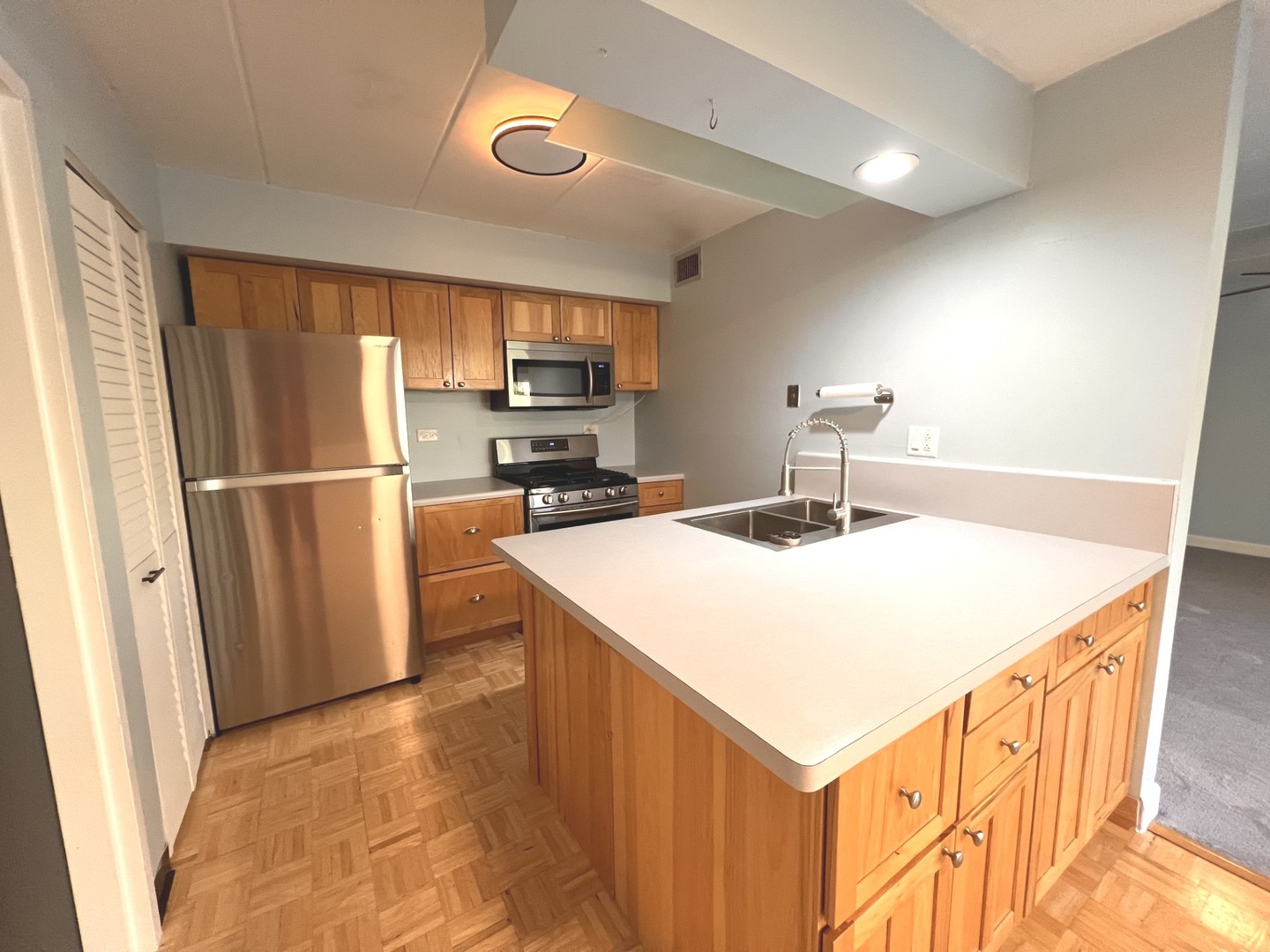 210 East Fountainview Lane Lombard IL 60148