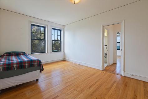 7321 South South Shore Drive Chicago IL 60649