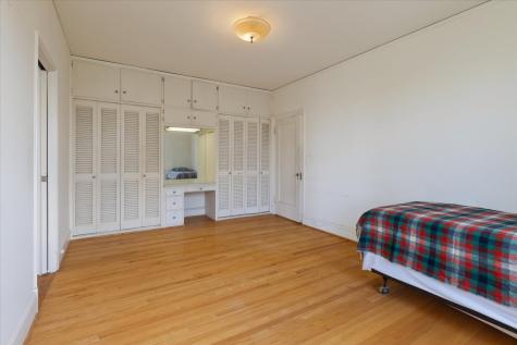 7321 South South Shore Drive Chicago IL 60649