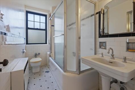 7321 South South Shore Drive Chicago IL 60649
