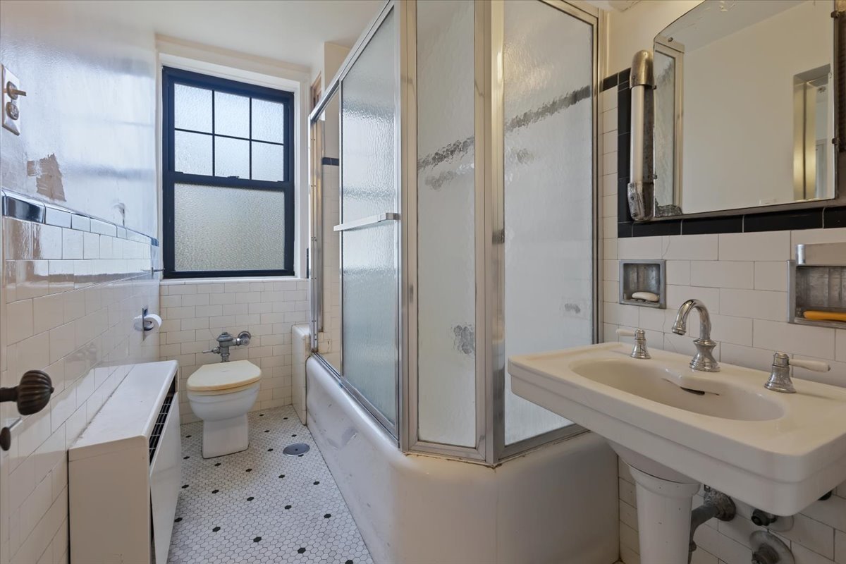7321 South South Shore Drive Chicago IL 60649