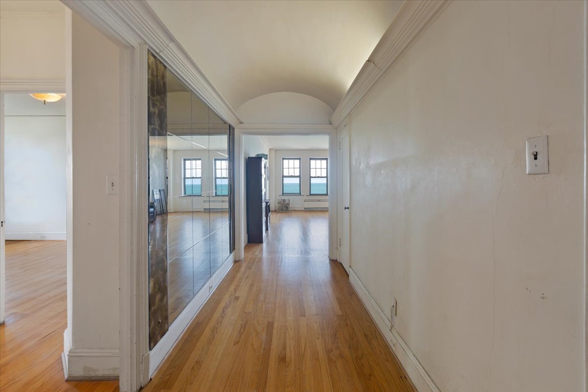 7321 South South Shore Drive Chicago IL 60649