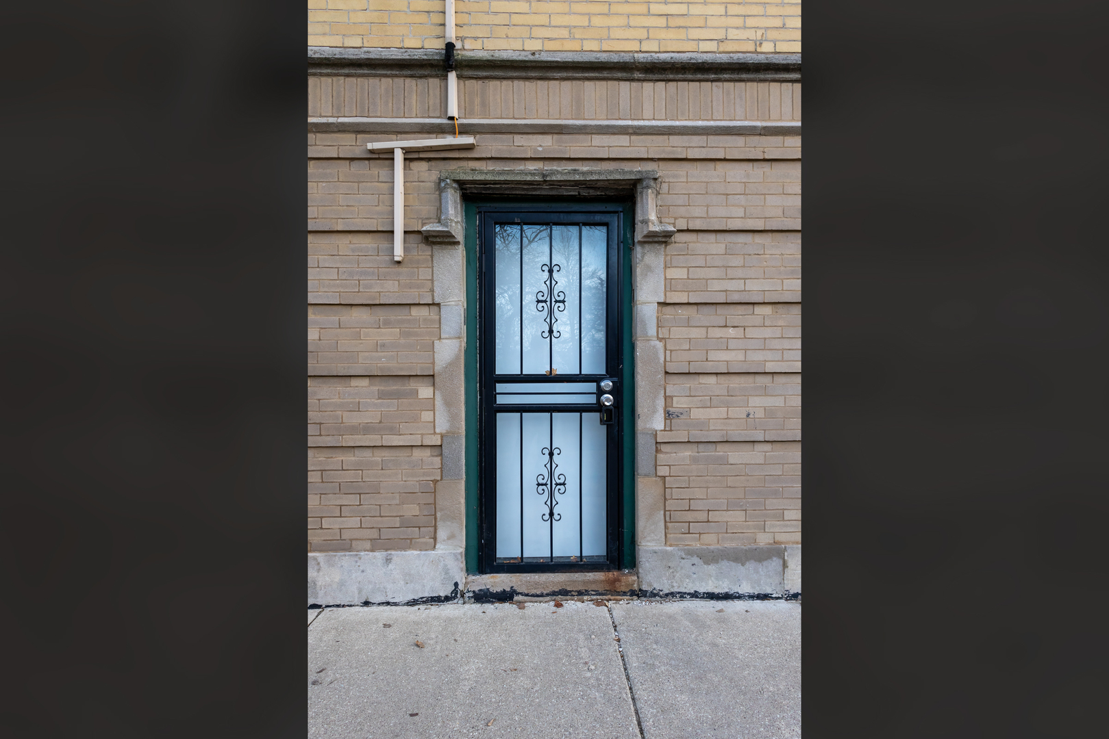 7035 North Sheridan Road Chicago IL 60626