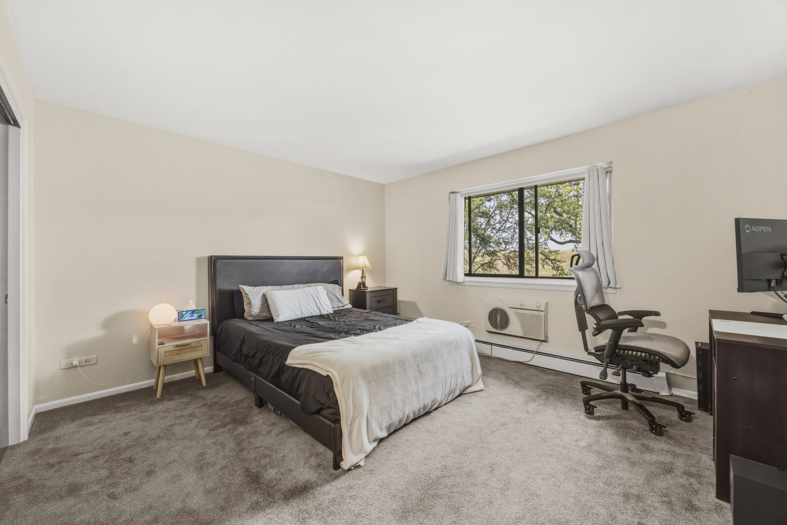 1198 Royal Glen Drive Glen Ellyn IL 60137