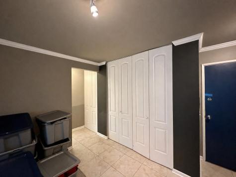 2431 East Brandenberry Court Arlington Heights IL 60004