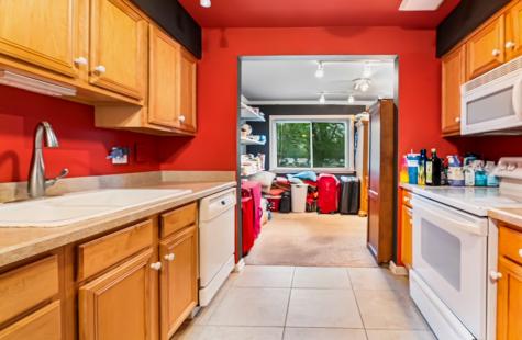 2431 East Brandenberry Court Arlington Heights IL 60004