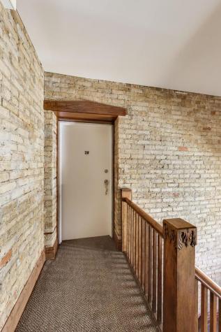 4722 North Kenneth Avenue Chicago IL 60630