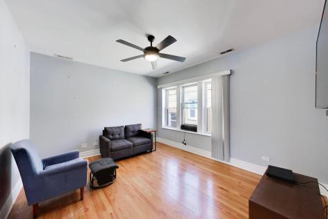 4722 North Kenneth Avenue Chicago IL 60630