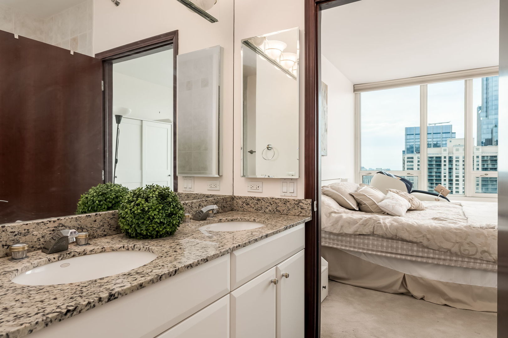 33 West Ontario Street Chicago IL 60654