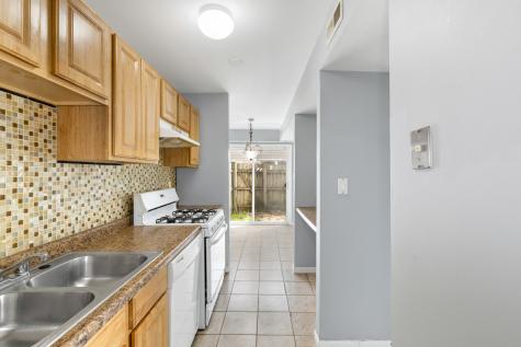 9 Fernwood Drive Bolingbrook IL 60440