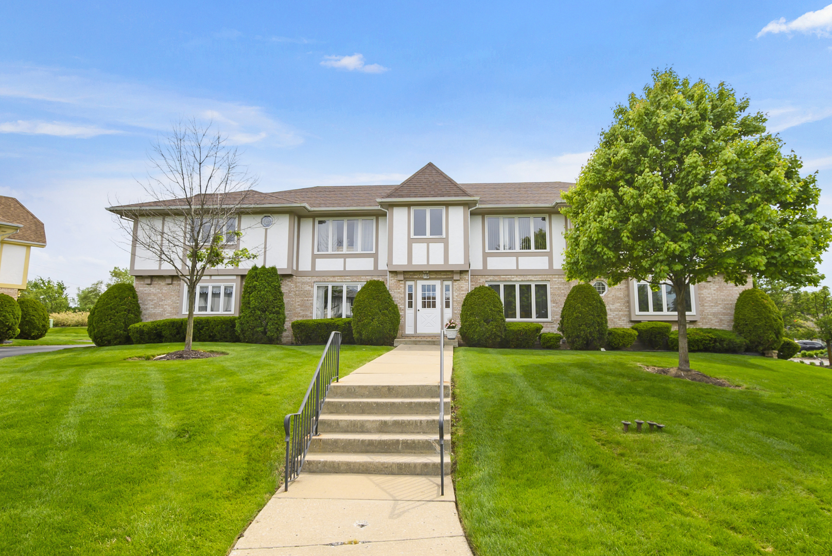19 Saint Moritz Drive Palos Park IL 60464