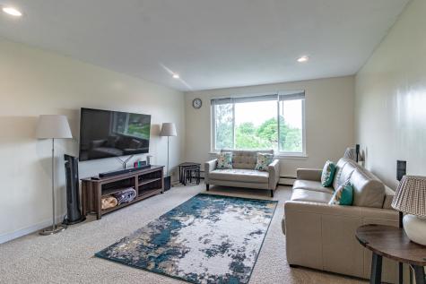 1475 Rebecca Drive Hoffman Estates IL 60194