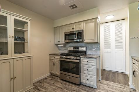 1475 Rebecca Drive Hoffman Estates IL 60194