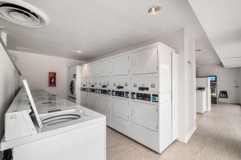 4343 North Clarendon Avenue Chicago IL 60613