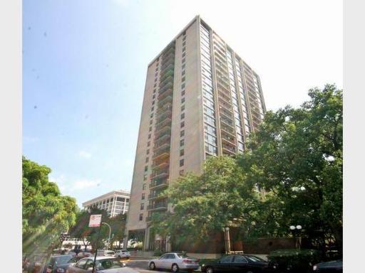 2605 South Indiana Avenue Chicago IL 60616