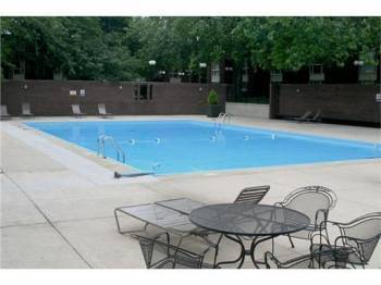 2605 South Indiana Avenue Chicago IL 60616