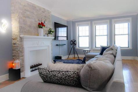 7321 South South Shore Drive Chicago IL 60649