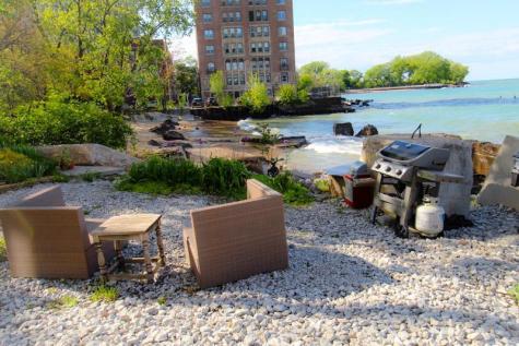 7321 South South Shore Drive Chicago IL 60649