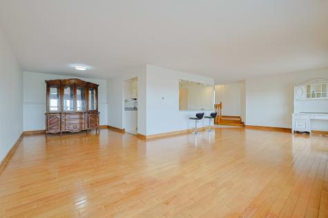 8815 West Golf Road Niles IL 60714