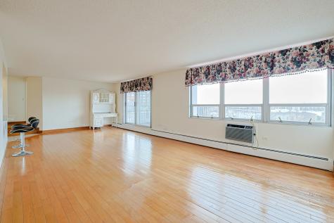 8815 West Golf Road Niles IL 60714