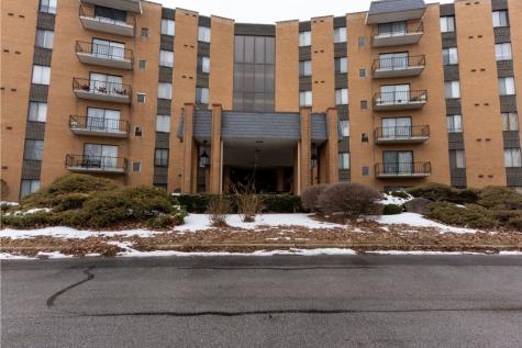 700 North Bruce Lane Glenwood IL 60425
