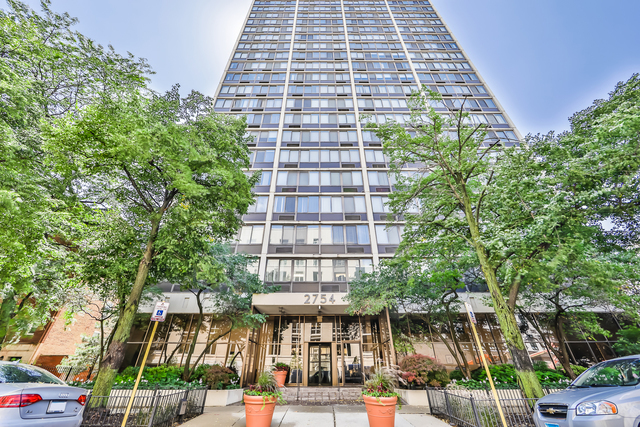 2754 North Hampden Court Chicago IL 60614