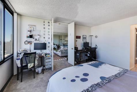 2754 North Hampden Court Chicago IL 60614