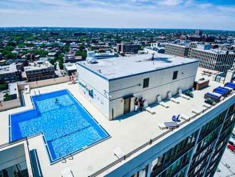 2754 North Hampden Court Chicago IL 60614