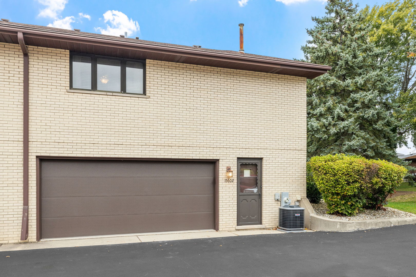 15602 Violet Court Orland Park IL 60462