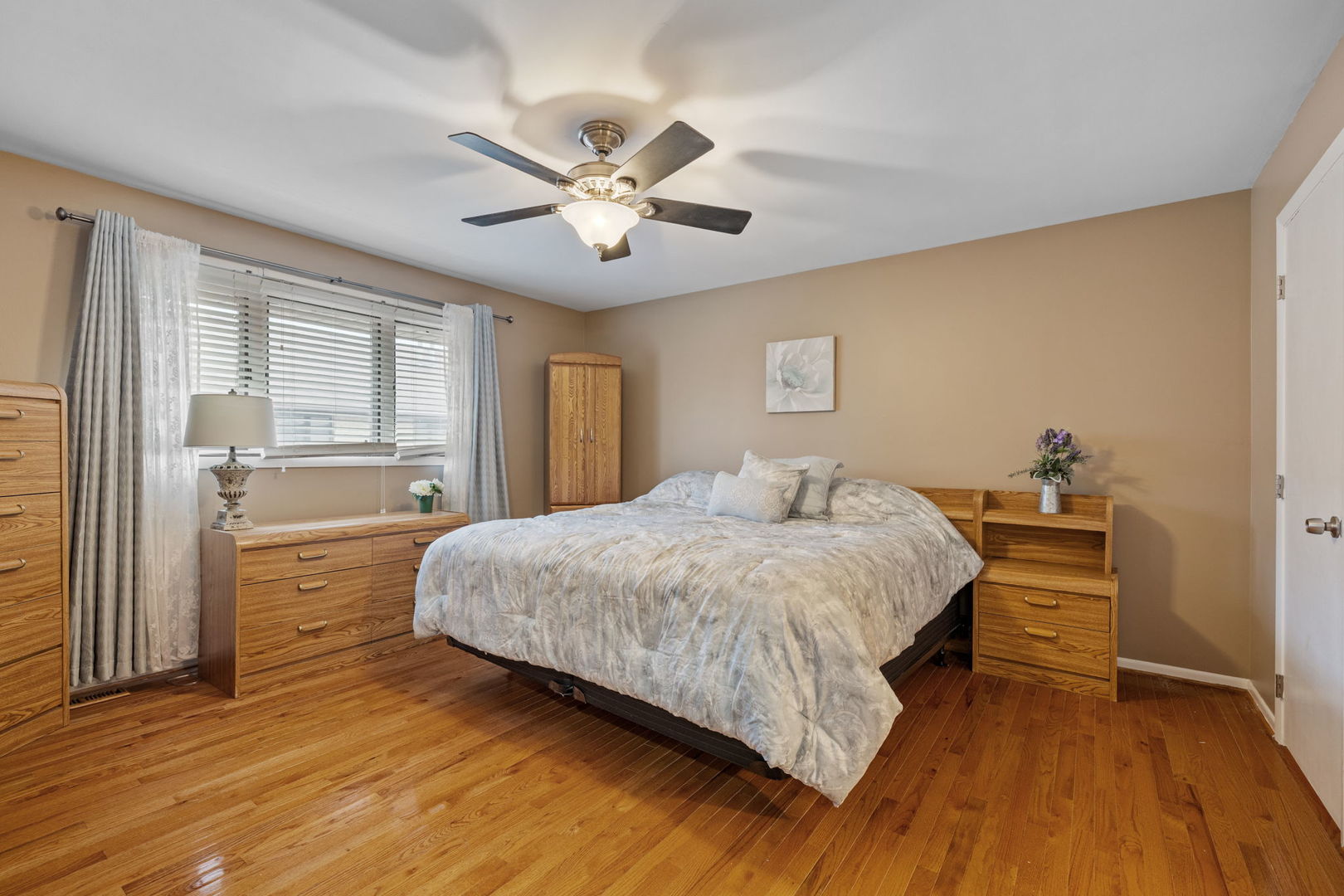 15602 Violet Court Orland Park IL 60462