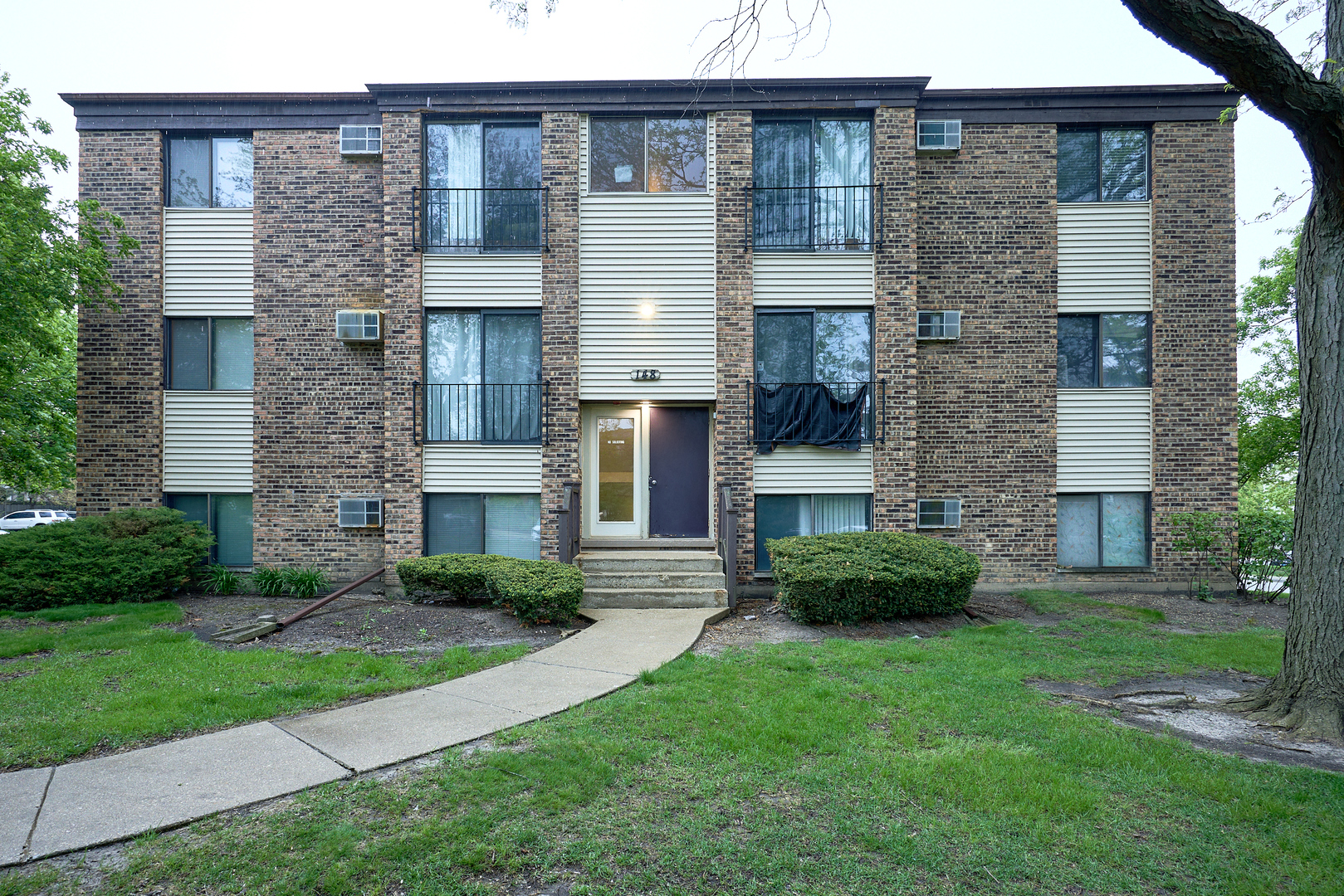 148 Dunteman Drive Glendale Heights IL 60139