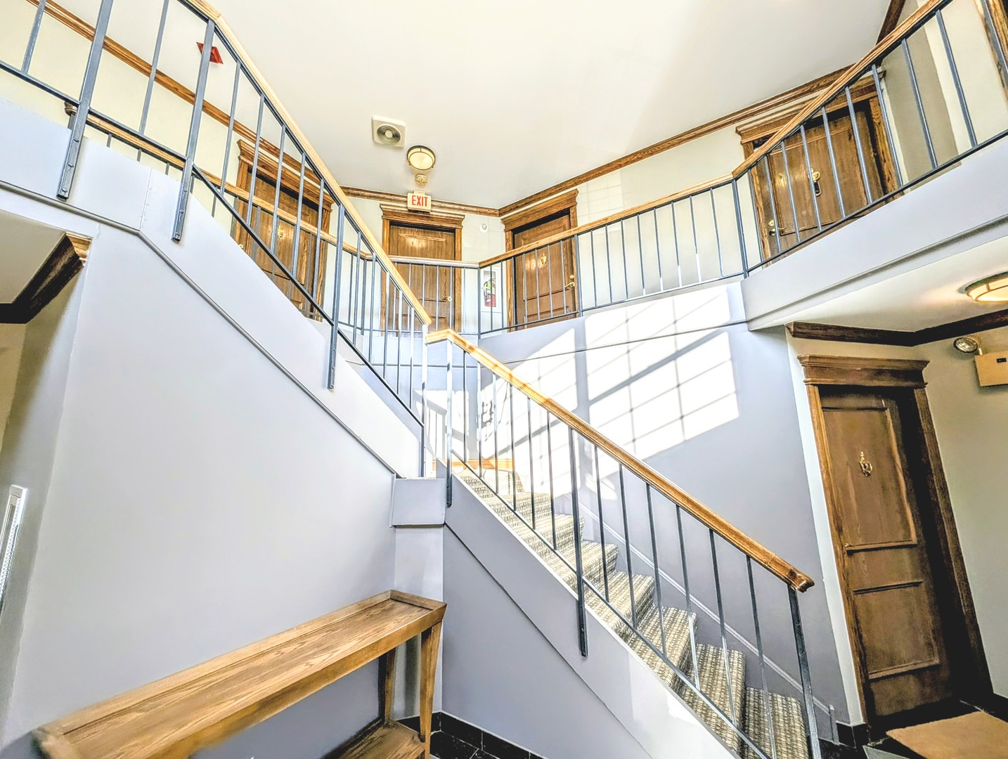1751 Sleepy Hollow Court Schaumburg IL 60195