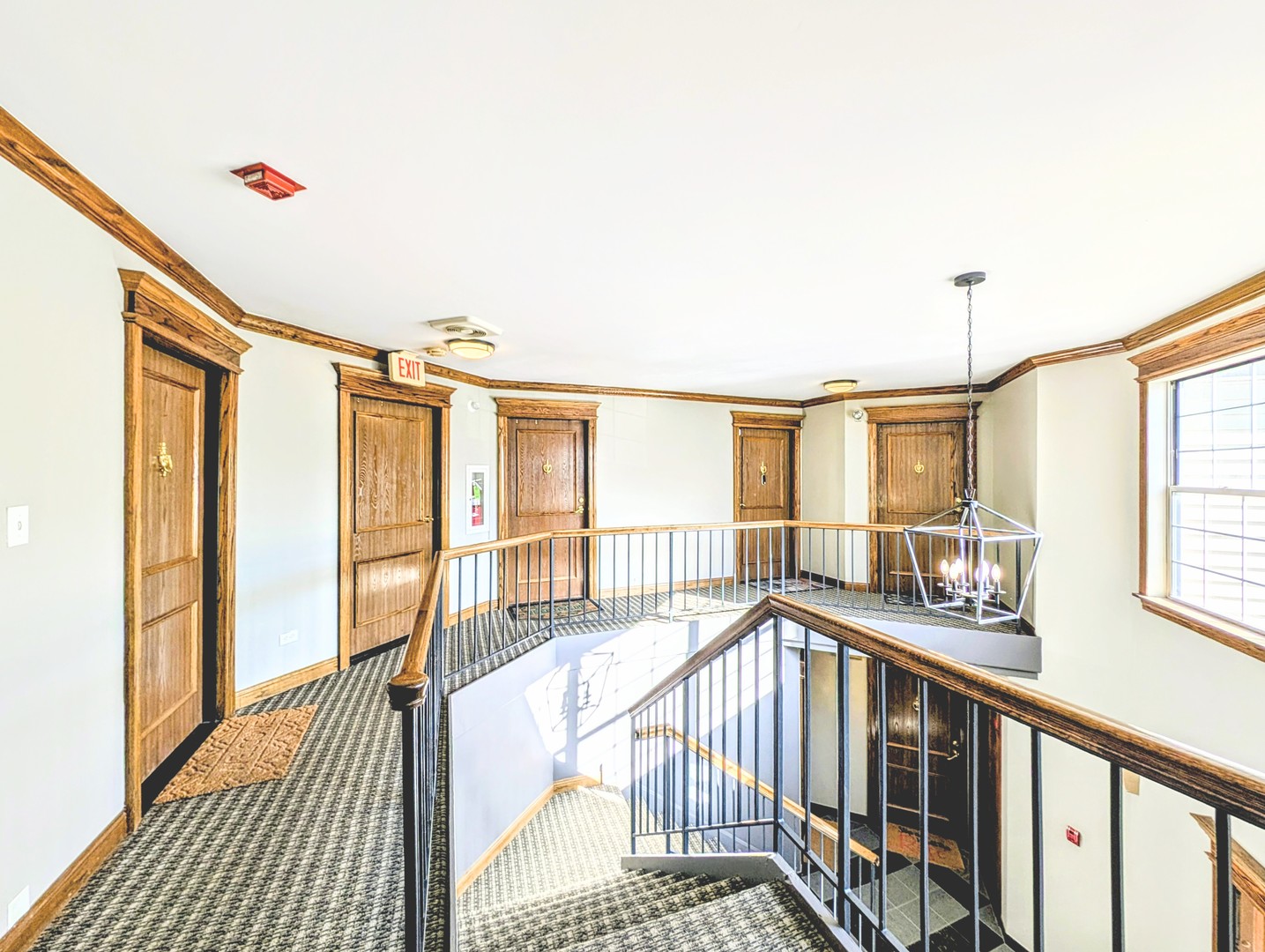 1751 Sleepy Hollow Court Schaumburg IL 60195