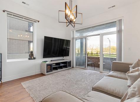 2409 West Catalpa Avenue Chicago IL 60625