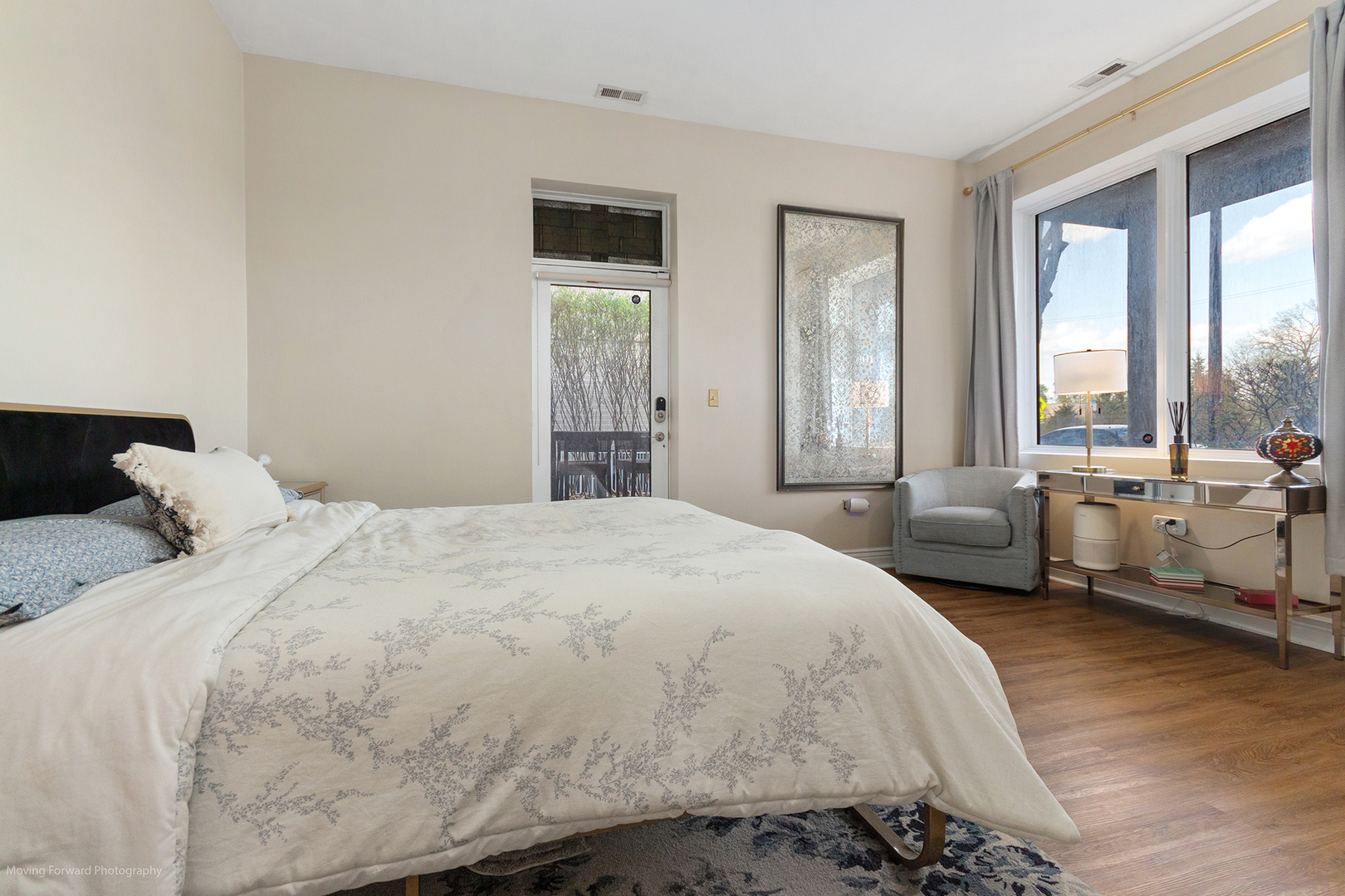 2409 West Catalpa Avenue Chicago IL 60625