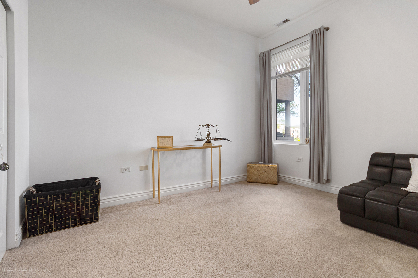 2409 West Catalpa Avenue Chicago IL 60625