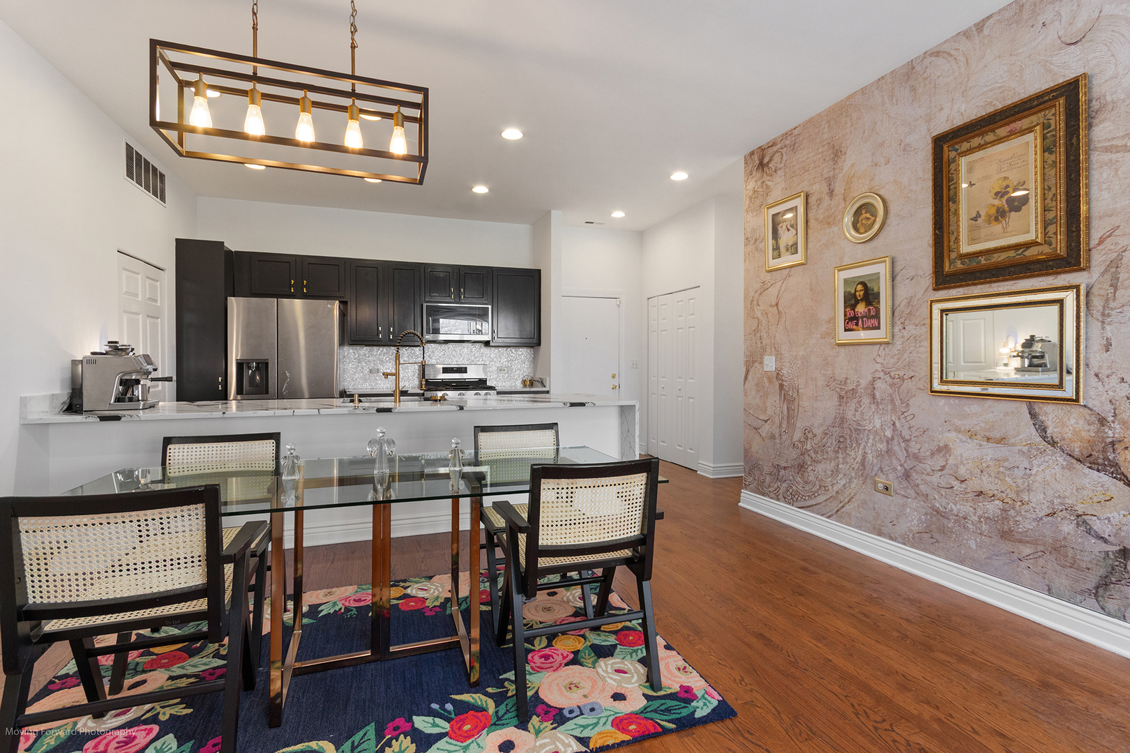 2409 West Catalpa Avenue Chicago IL 60625