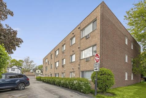 3201 West Balmoral Avenue Chicago IL 60625