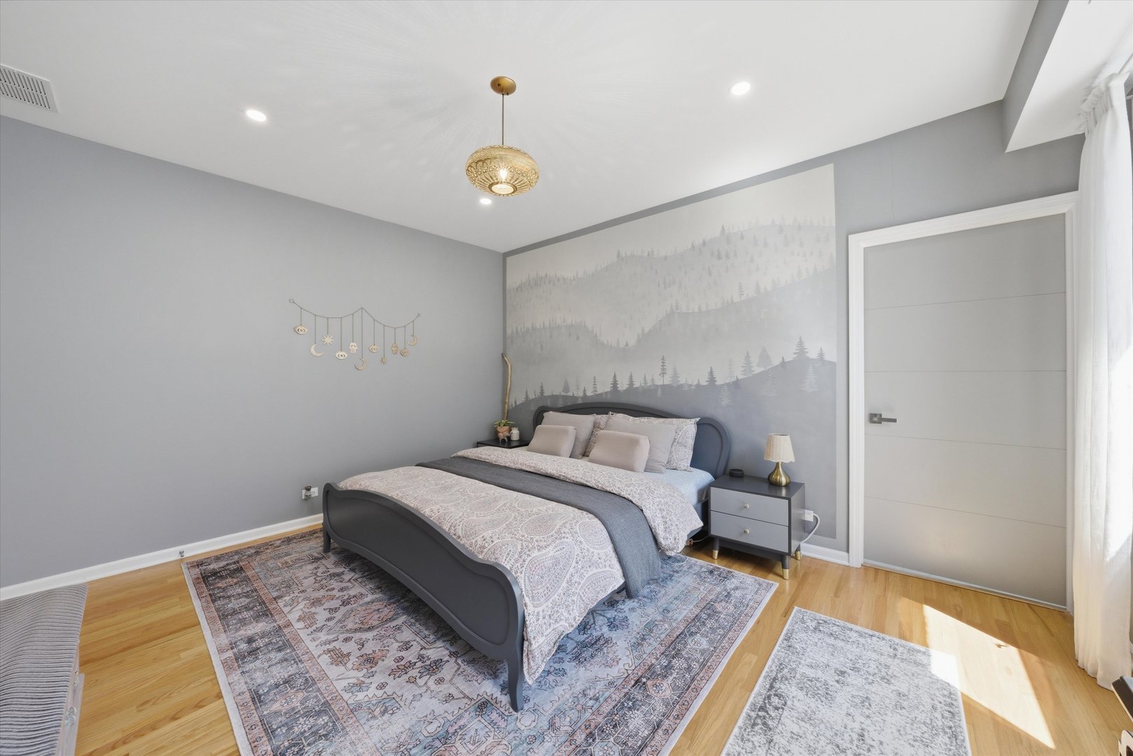 4740 South Ingleside Avenue Chicago IL 60615