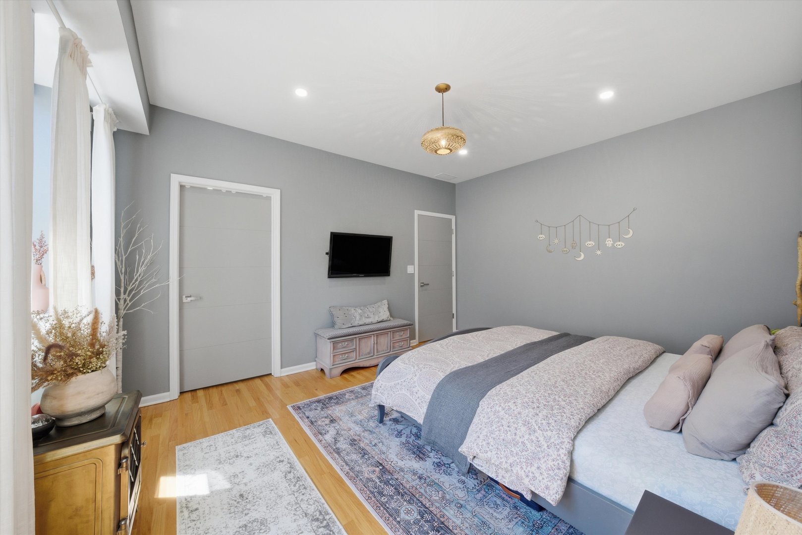 4740 South Ingleside Avenue Chicago IL 60615