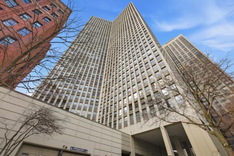 2626 North Lakeview Avenue Chicago IL 60614